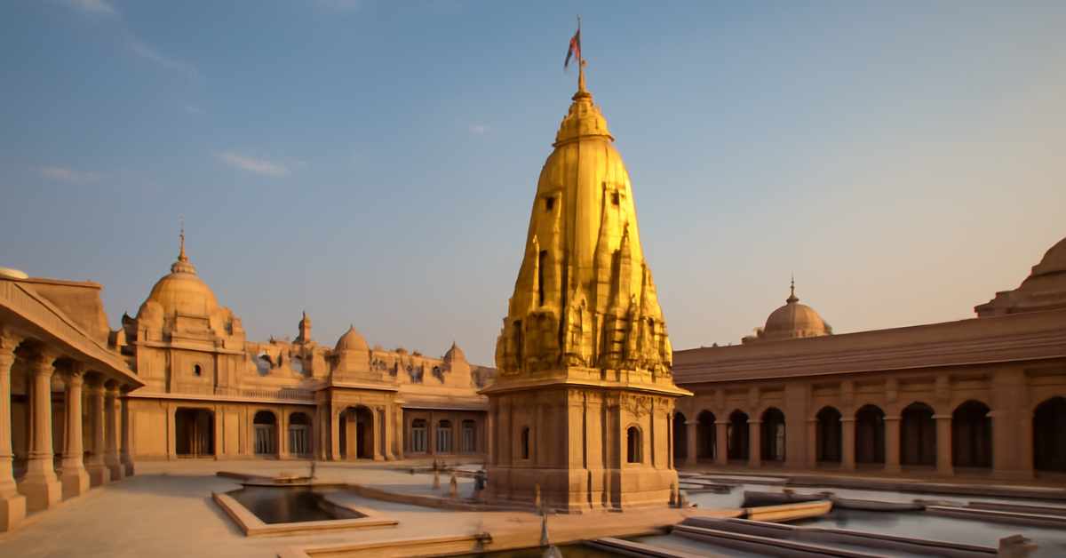 Kashi Vishwanath Corridor Varanasi 2025 – Golden Temple and the Serene Courtyards